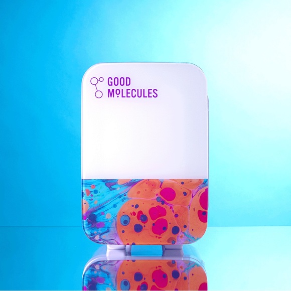 Good Molecules Mini Skin Care Fridge - Picture 1 of 1
